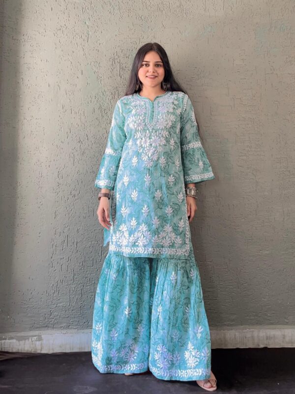 ROOP Chikankari Mul Mul Garara Set