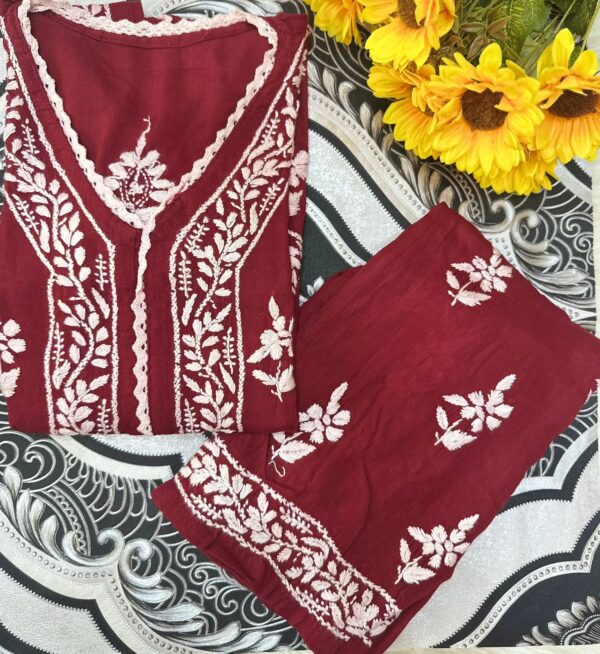 HAMNA Rayon Chikanakri Flared Kurta Set