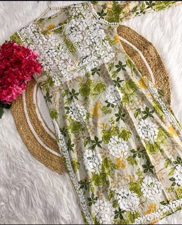 HUMA Mul Mul Chikanakri Kurta